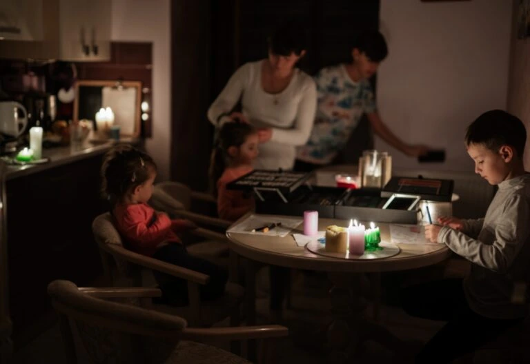 blackout family in Luxembourg